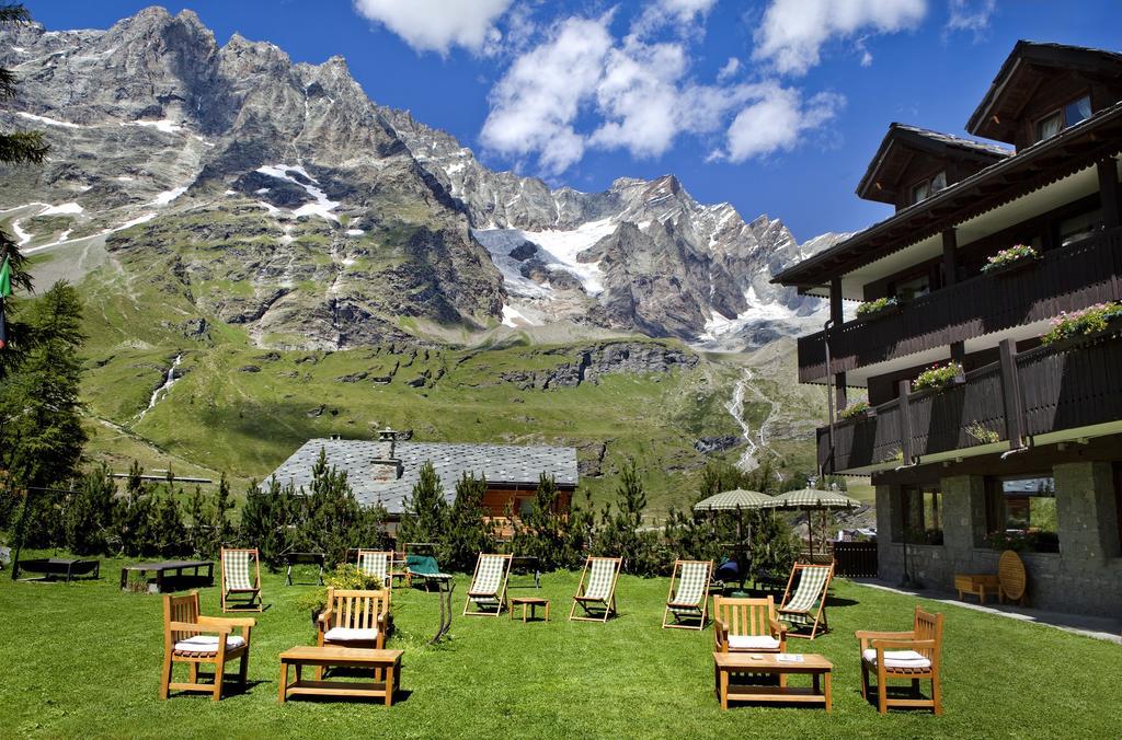 Hotel Hermitage Relais & Chateaux Breuil-Cervinia Exterior photo