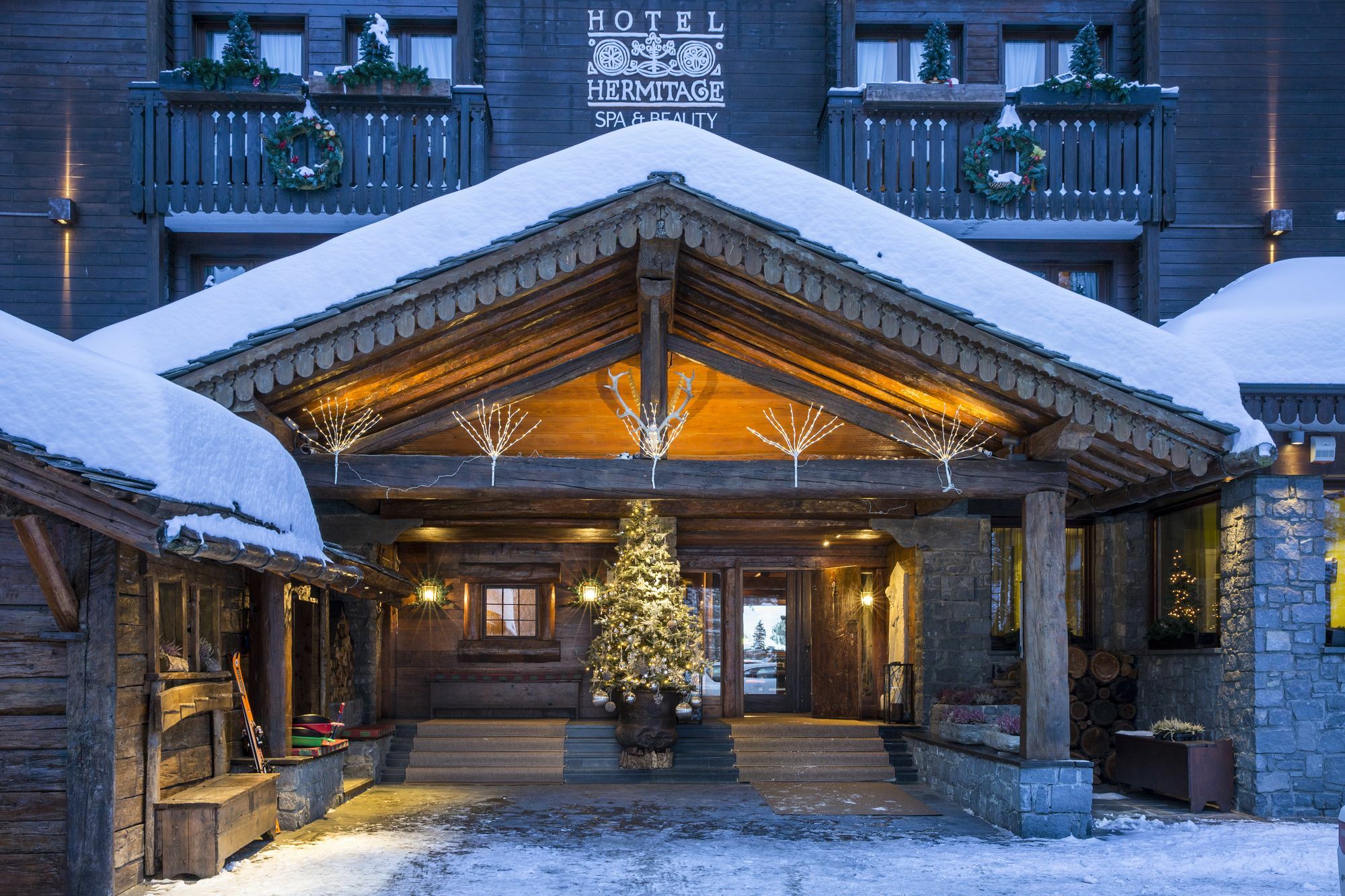 Hotel Hermitage Relais & Chateaux Breuil-Cervinia Exterior photo